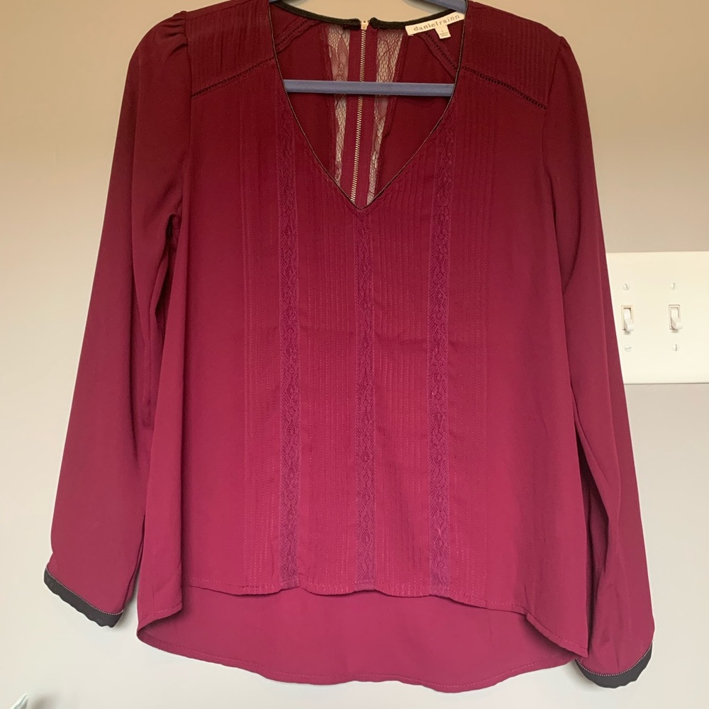 Daniel Rainn Women’s Blouse - Maroon - Size Small